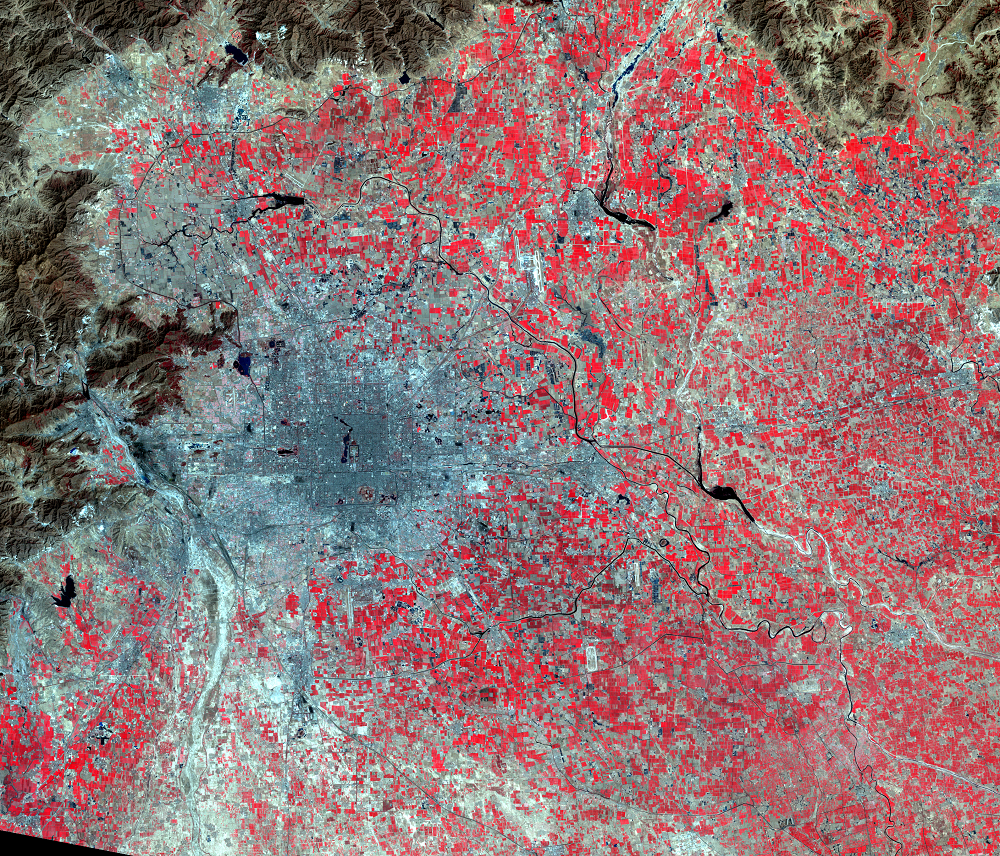 Apr. 9, 1995, Landsat 5 (path/row 123/32) — Beijing, China