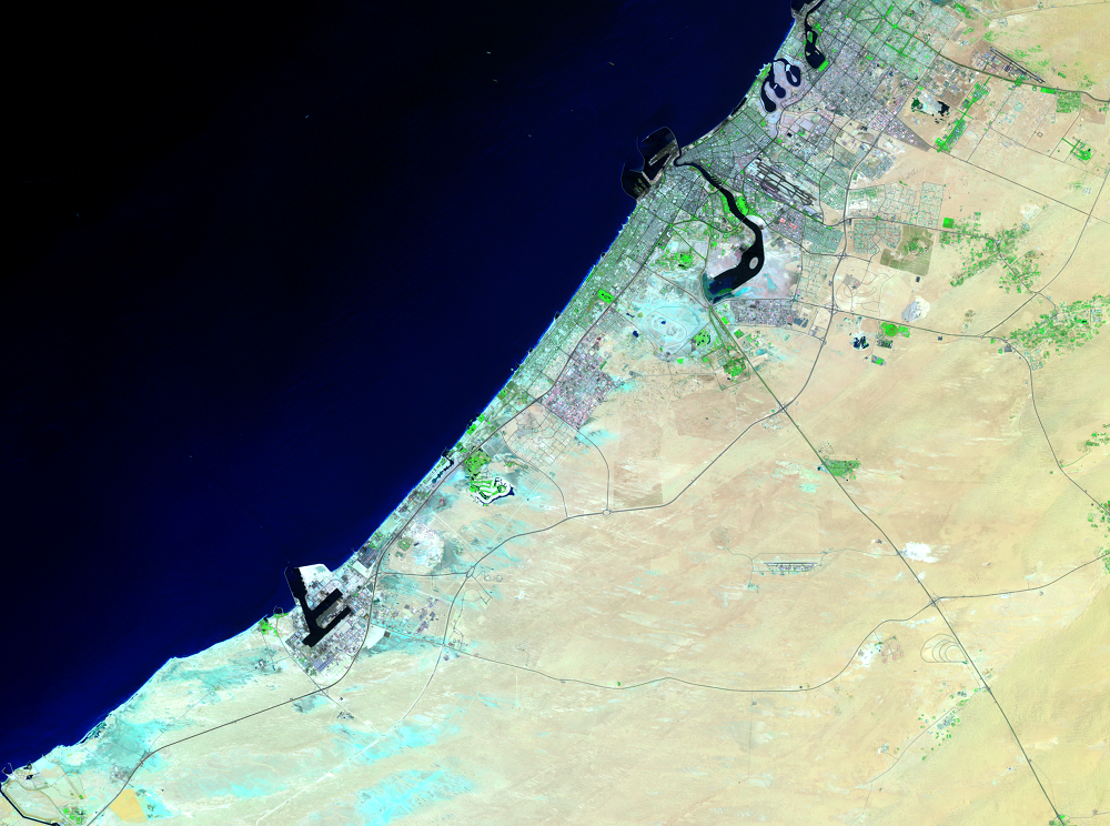 May 22, 2001, Landsat 7 (path/row 160/42,43) — Dubai, United Arab Emirates