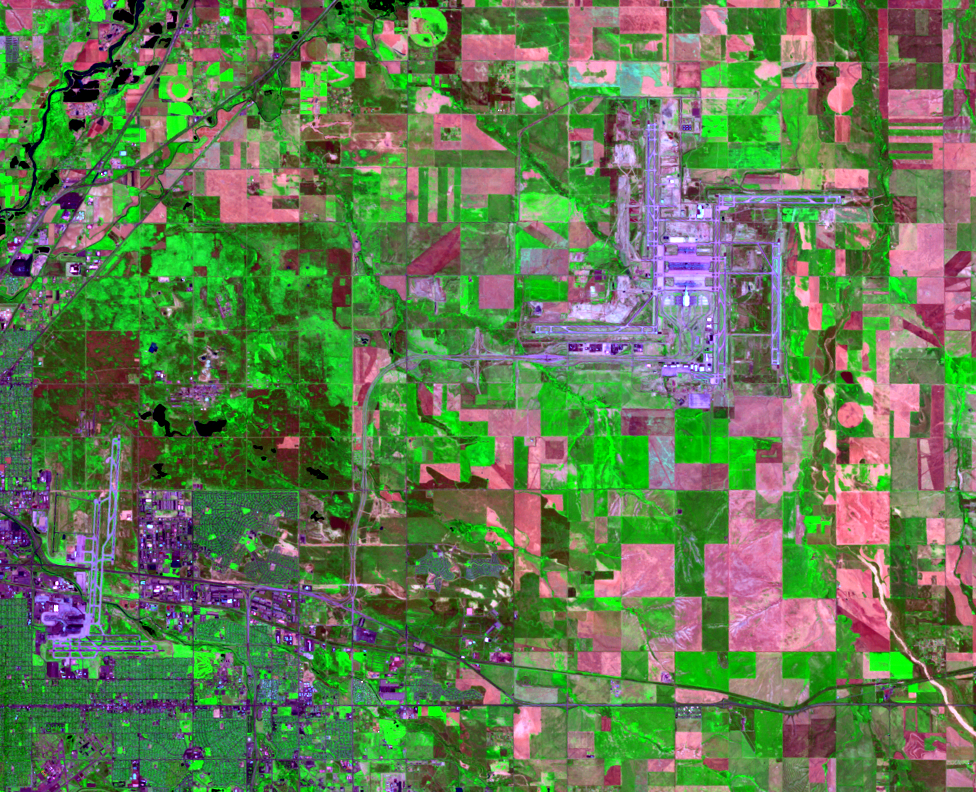 June 21, 1995, Landsat 5 (path/row 33/32) — Denver International Airport, CO, USA