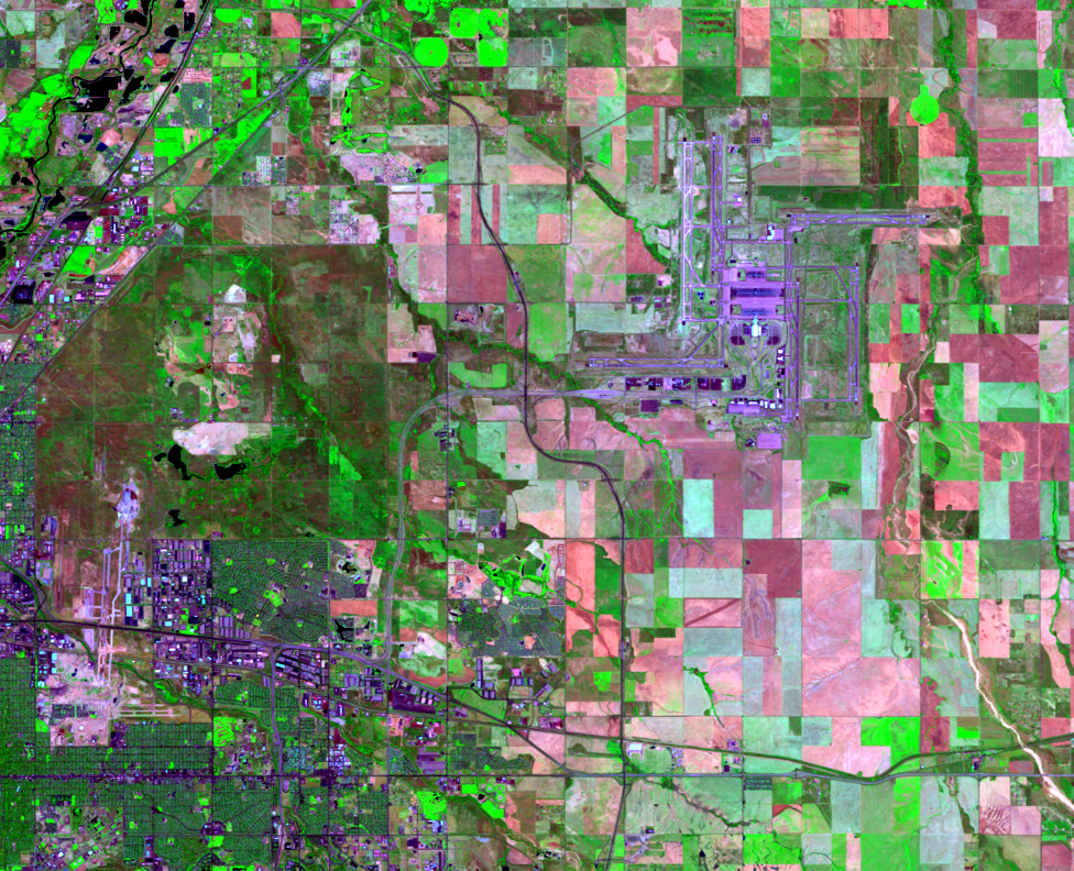 Aug. 14, 2003, Landsat 5 (path/row 33/32) — Denver International Airport, CO, USA