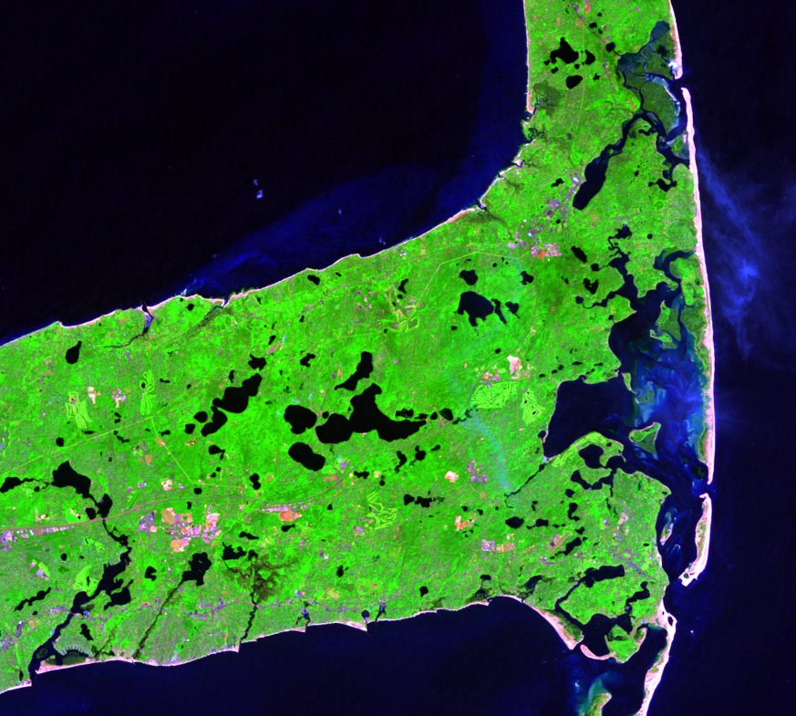 Aug. 15, 2007, Landsat 5 (path/row 11/31) — North and South Beach Islands, Cape Cod, Massachusetts, USA