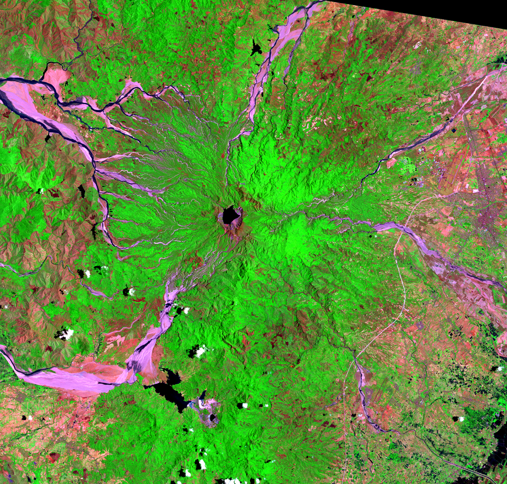 Apr. 25, 2007, Landsat 5 (path/row 116/50) — Mount Pinatubo, Philippines