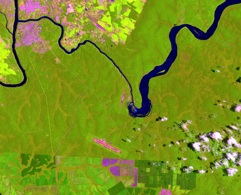 Jan. 17, 2002, Landsat 7 (path/row 224/78) — Iguazú Falls, South America