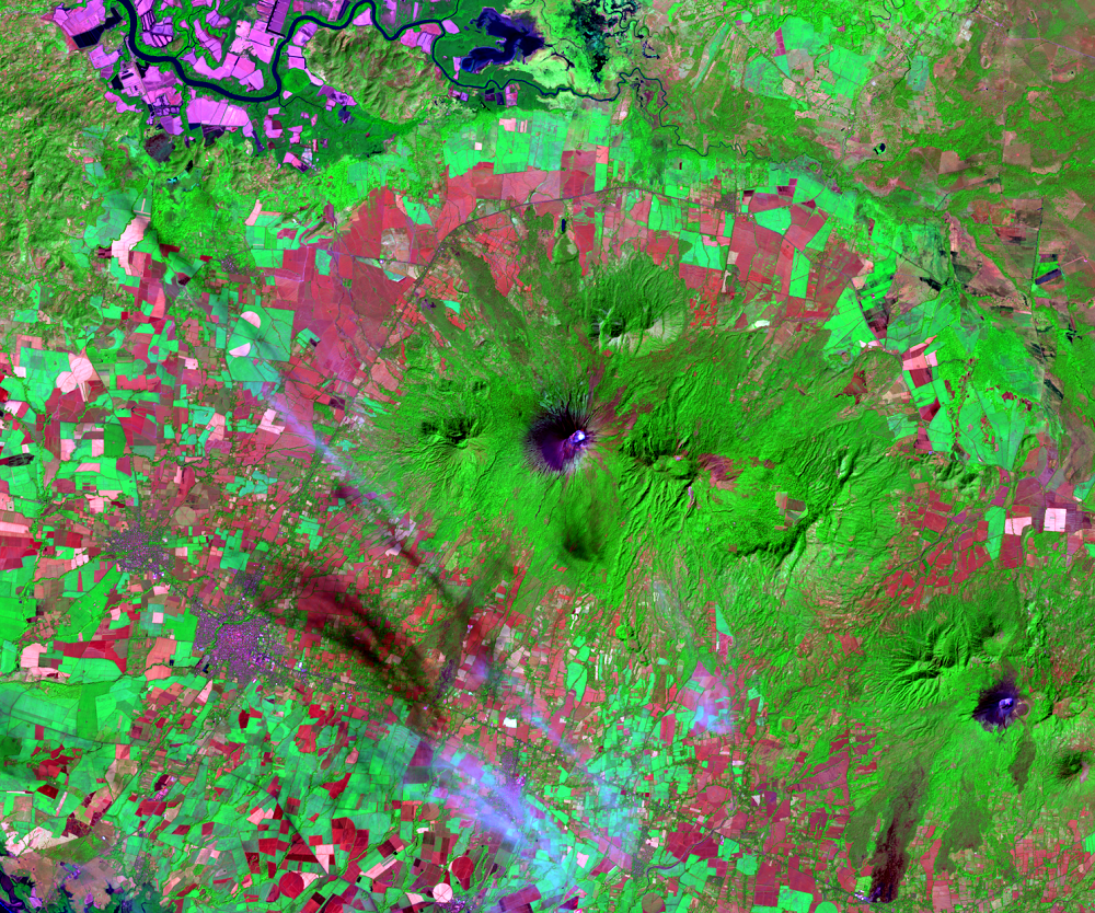 Jan. 19, 2015, Landsat 8 (path/row 17/51) — San Cristóbal volcano, Nicaragua
