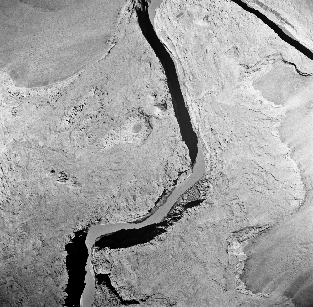 Oct. 8, 1952, USGS aerial photo — Glen Canyon Dam, Arizona