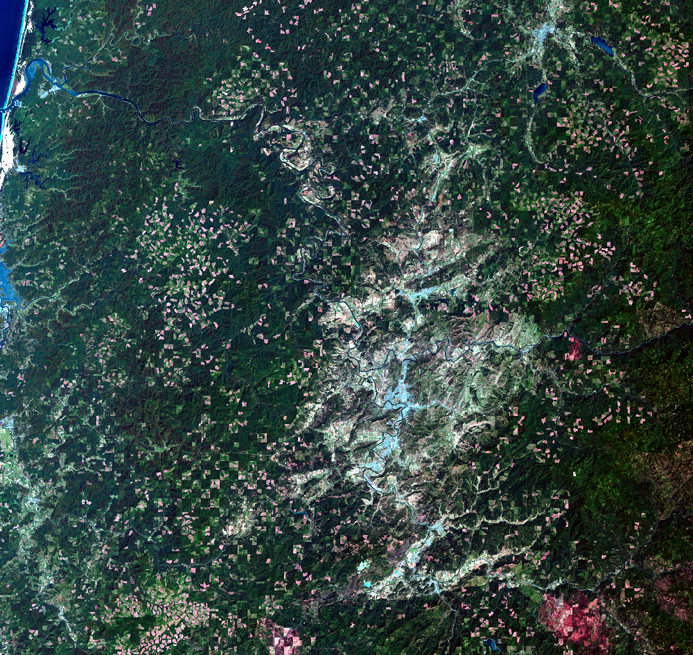 June 26, 2016, Landsat 8 (path/row 46/30) — logging patterns, OR, USA