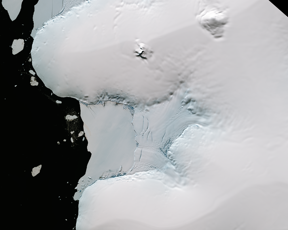Dec. 27, 2013, Landsat 8 (path/row 222/110) — Verdi Ice Shelf, Antarctica