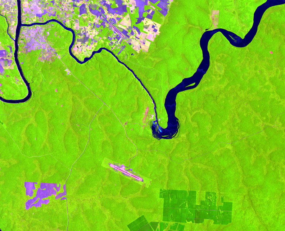 Dec. 4, 1988, Landsat 5 (path/row 224/78) — Iguazú Falls, South America