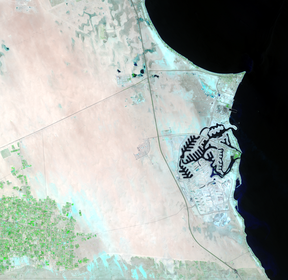 July 24, 2014, Landsat 8 (path/row 165/40) — Sabah Al Ahmad Sea City, Kuwait