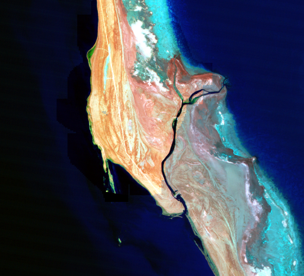 Sept. 25, 1987, Landsat 5 (path/row 164/31,32) — Strait between the Caspian Sea and Kara-Bogaz-Gol