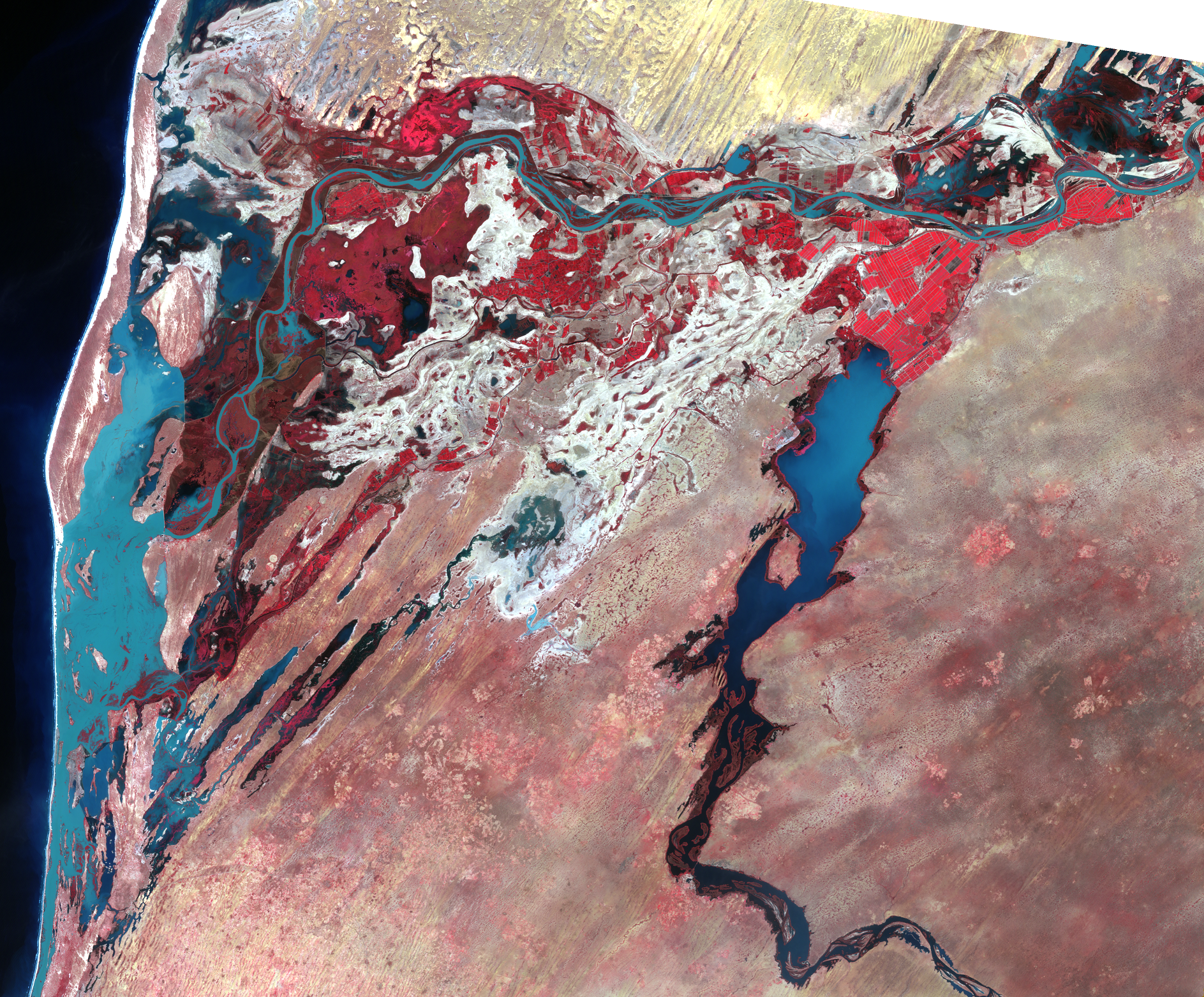 Nov. 4, 1999, Landsat 7 (path/row 205/49) — Rosso, Mauritania