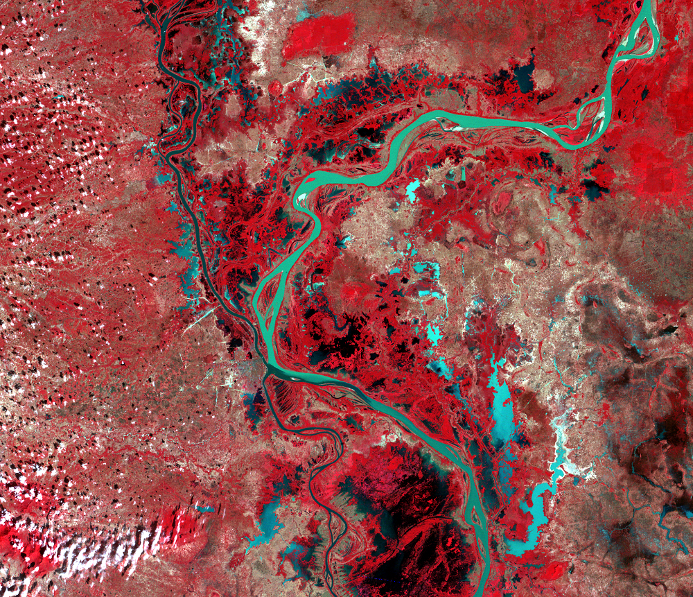 Jan. 3, 1973, Landsat 1 (path/row 135/52) — Phnom Penh, Cambodia