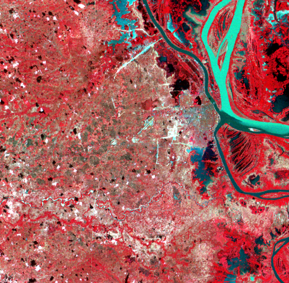 Jan. 3, 1973, Landsat 1 (path/row 135/52) — Phnom Penh, Cambodia