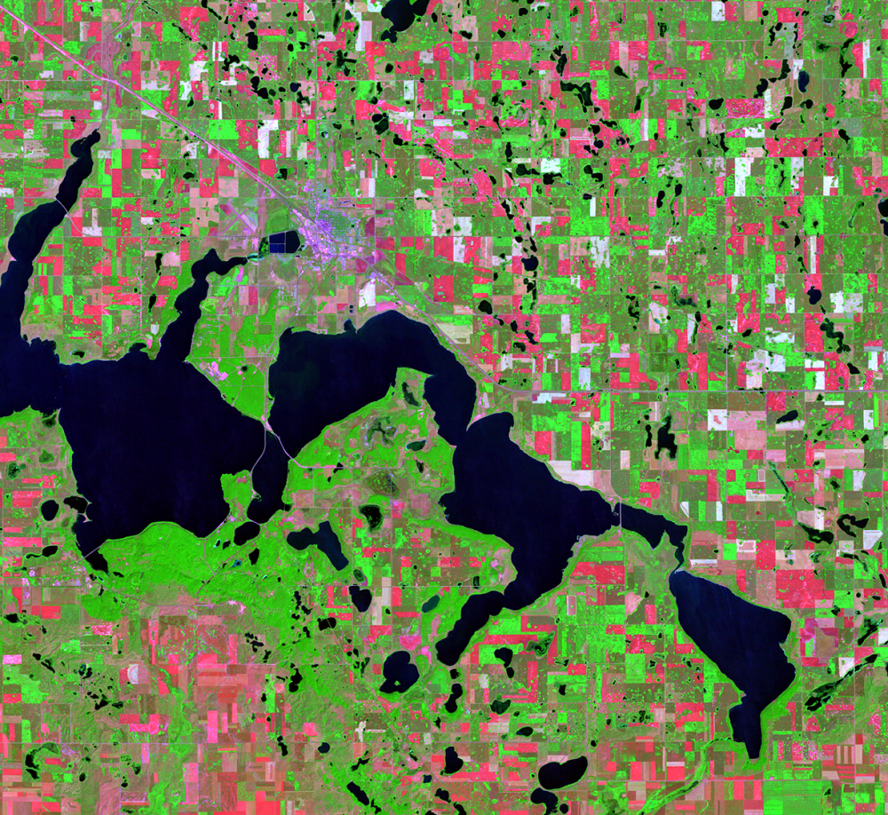 Aug. 11, 1984, Landsat 5 (path/row 31/27) — Devils Lake, North Dakota, USA