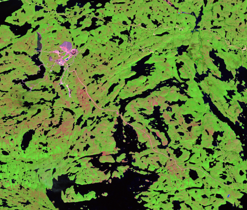 Aug. 1, 2000, Landsat 7 (path/row 45/15) — Ekati Diamond Mine, Northwest Territories, Canada