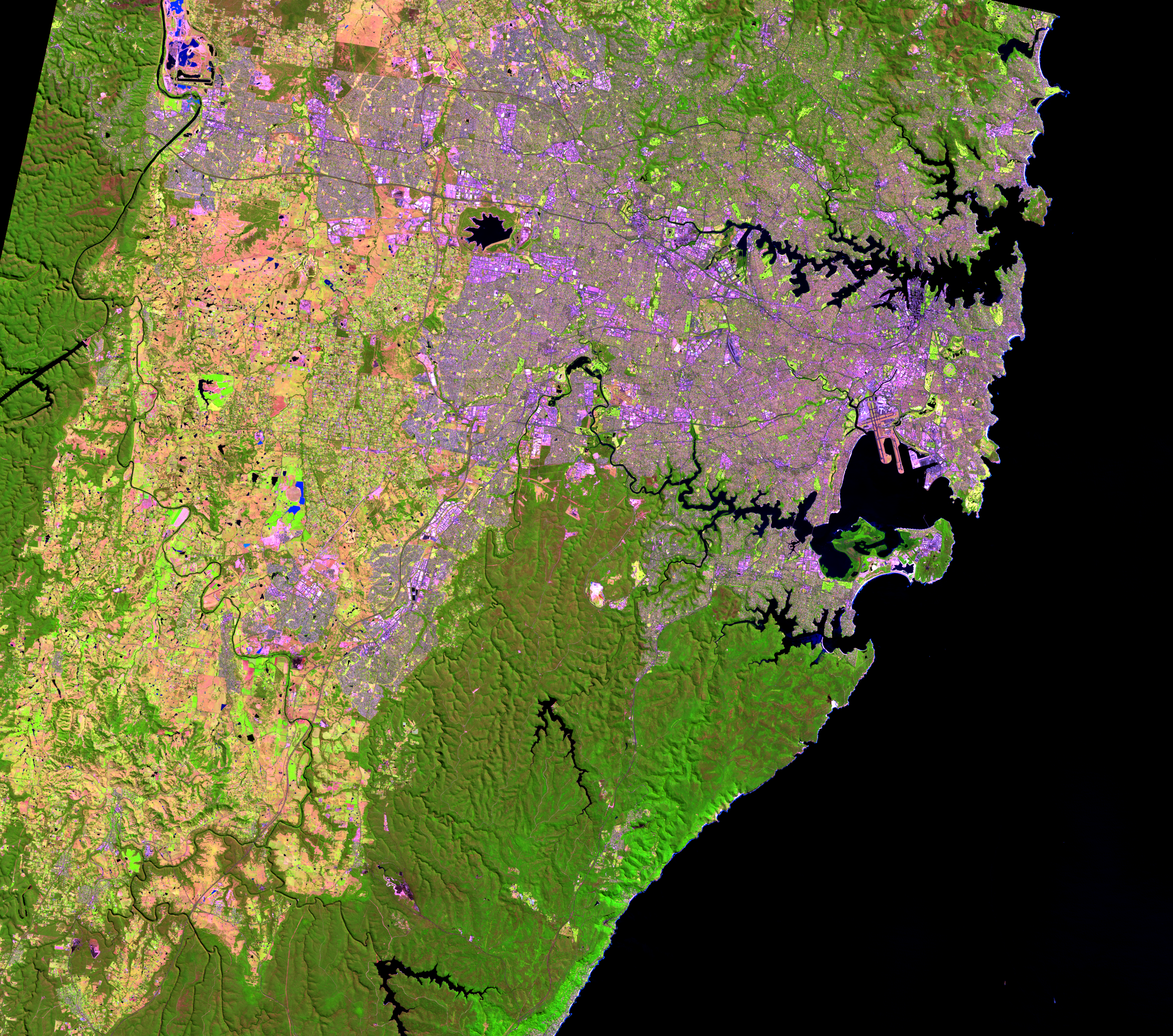 Sept. 18, 2013, Landsat 8 (path/row 89/84) — Sydney, Australia