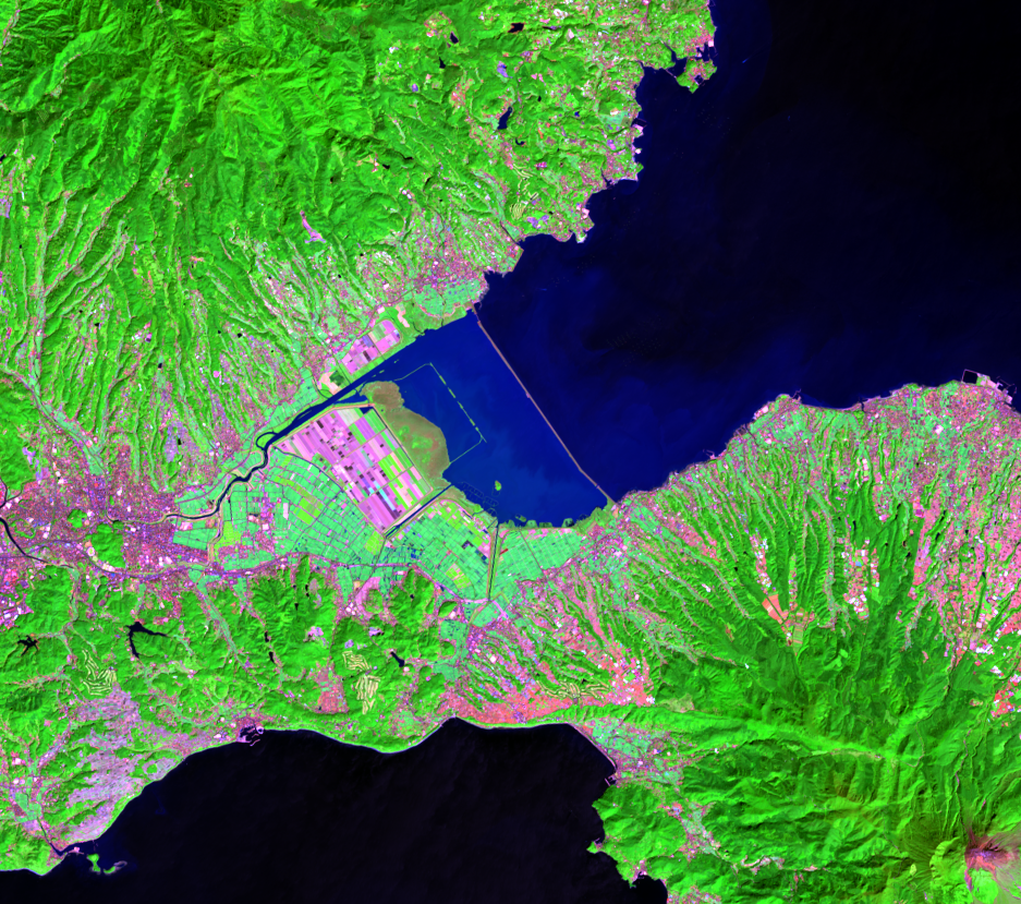 Sept. 27, 2013, Landsat 8 (path/row 113/37) — Isahaya Bay, Japan