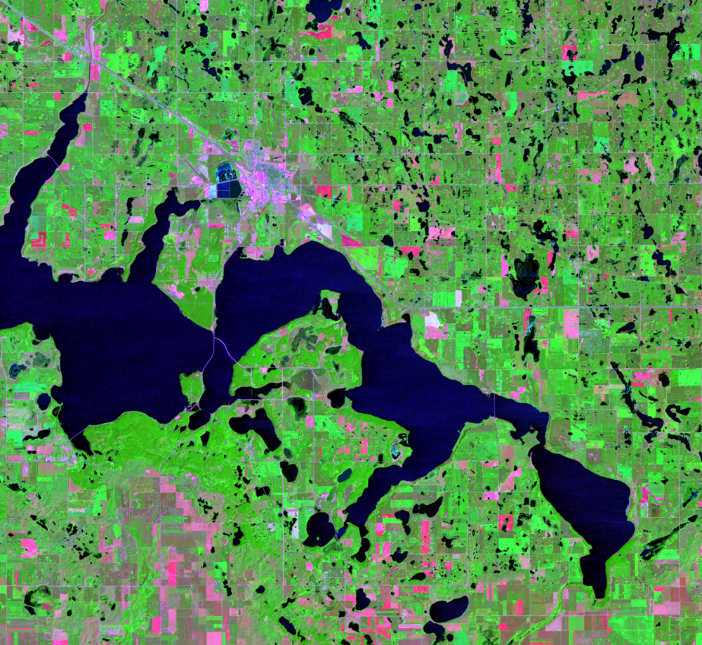 Aug. 10, 1995, Landsat 5 (path/row 31/27) — Devils Lake, North Dakota, USA