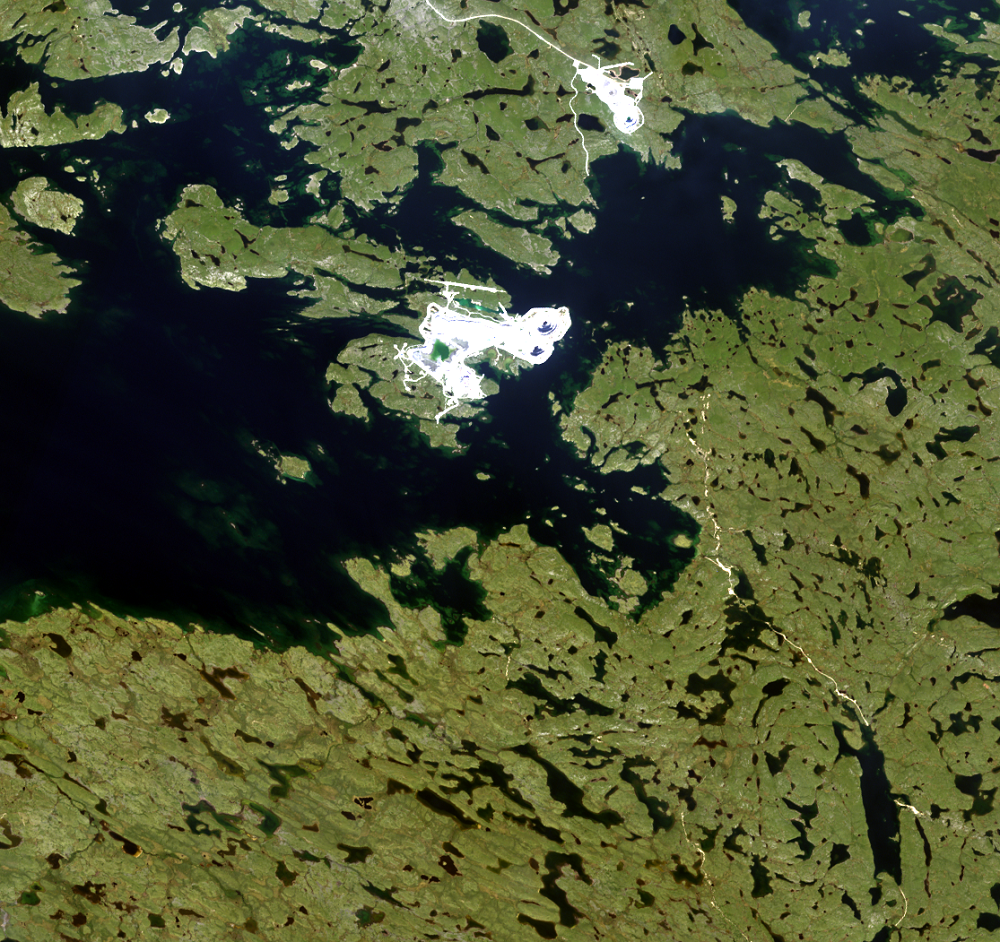 Aug. 13, 2013, Landsat 8 (path/row 45/15) — Location of ice road, Northwest Territories, Canada