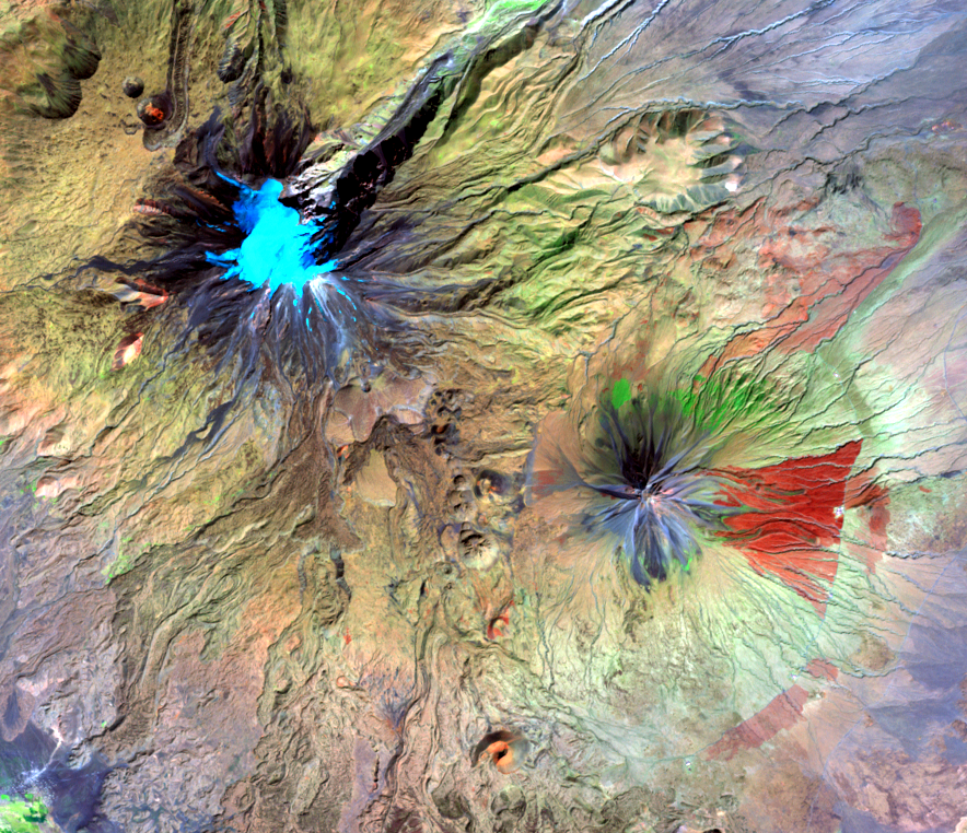 Oct. 3, 2001, Landsat 7 (path/row 170/32) — Mount Ararat, Turkey