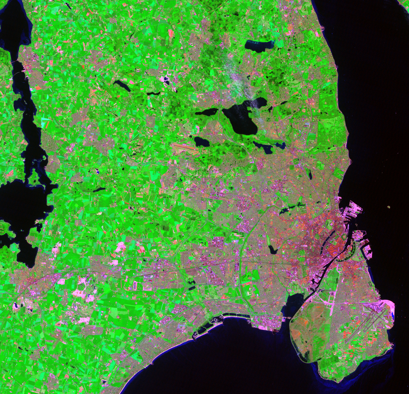 June 21, 1998, Landsat 5 (path/row 194/21) — Copenhagen’s Five-Finger Plan