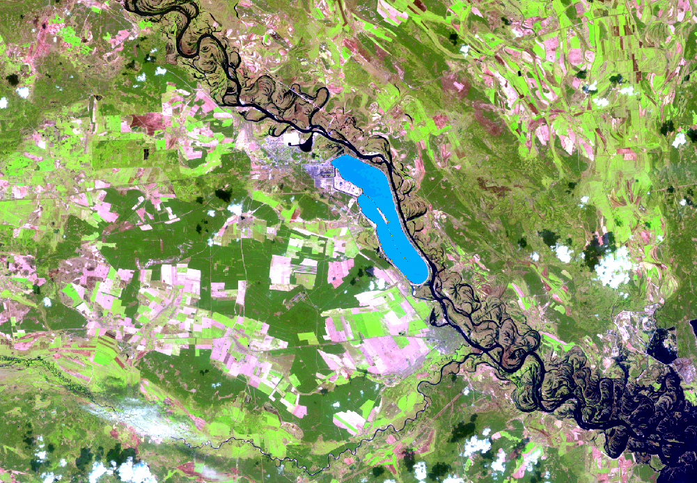 Apr. 29, 1986, Landsat 5 (path/row 182/24) — Cooling pond at Chernobyl, Ukraine