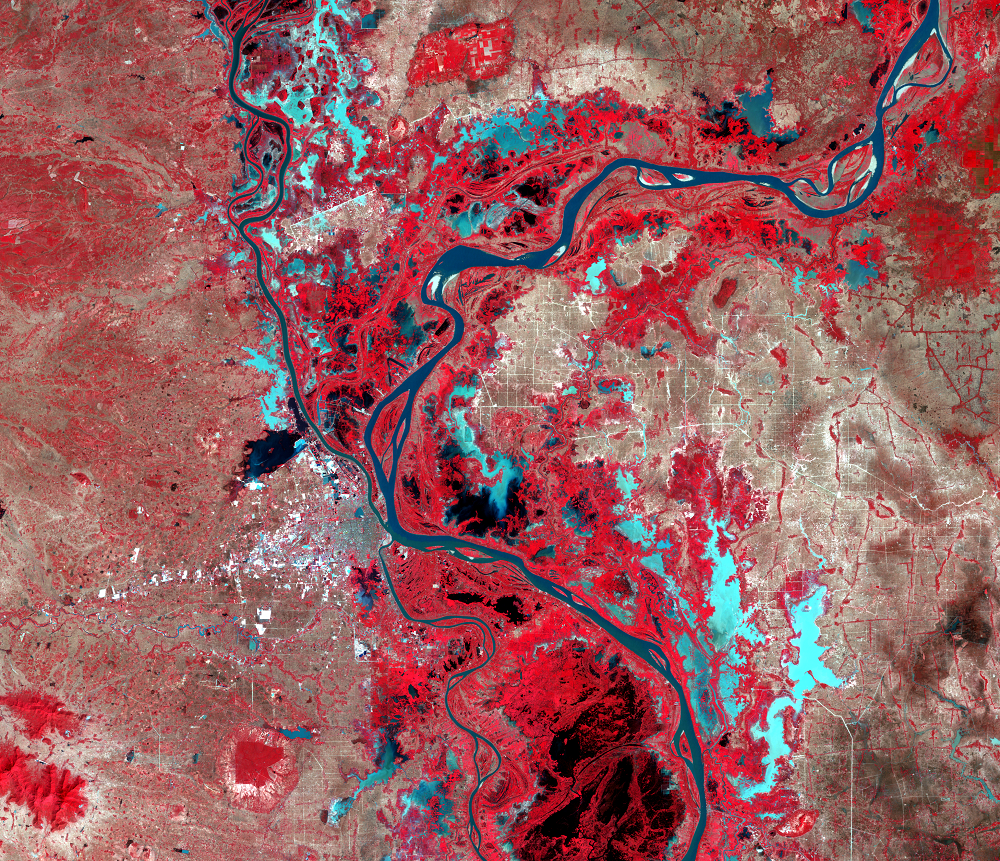 Jan. 14, 2009, Landsat 5 (path/row 126/52) — Phnom Penh, Cambodia