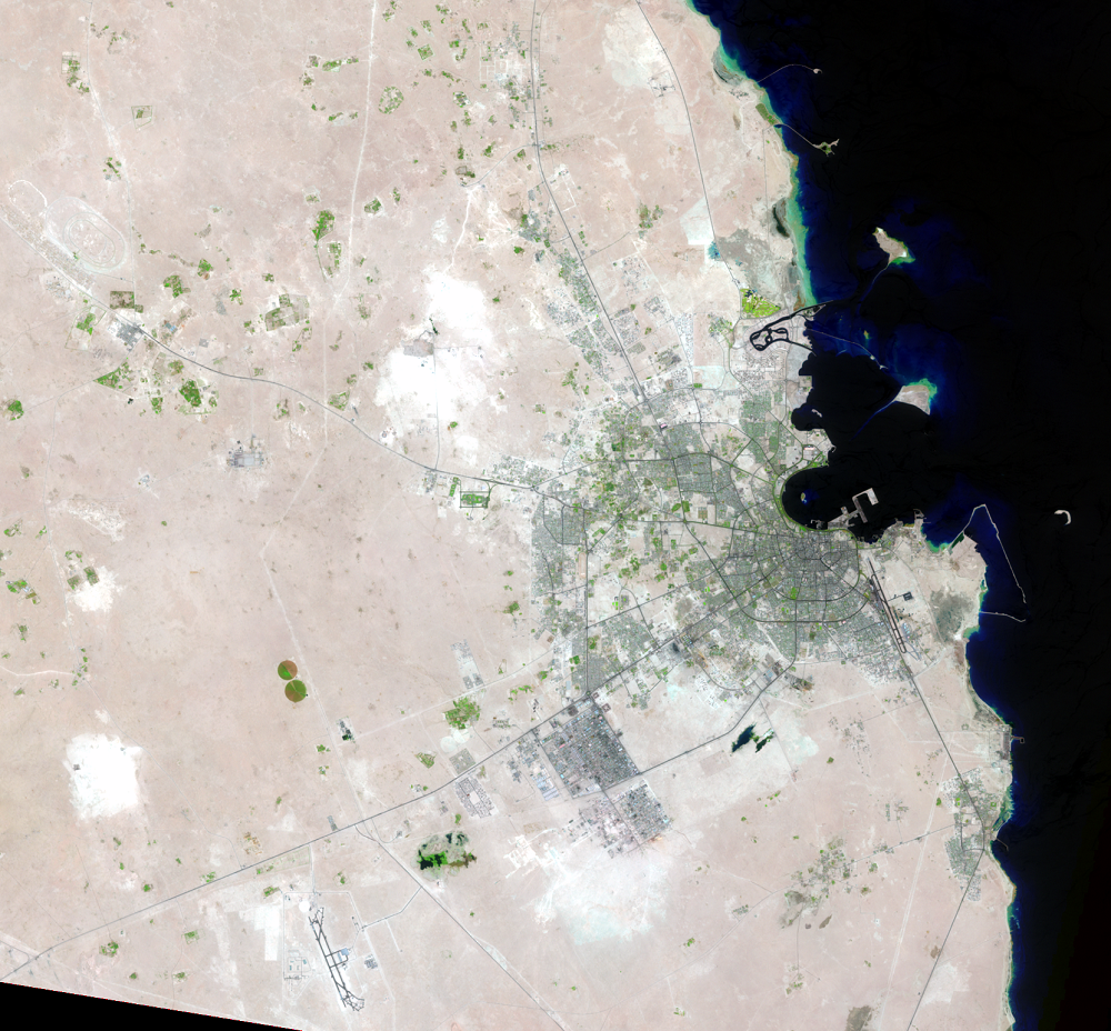 Sep. 15, 2001, Landsat 7 (path/row 163/42) — Doha, Qatar