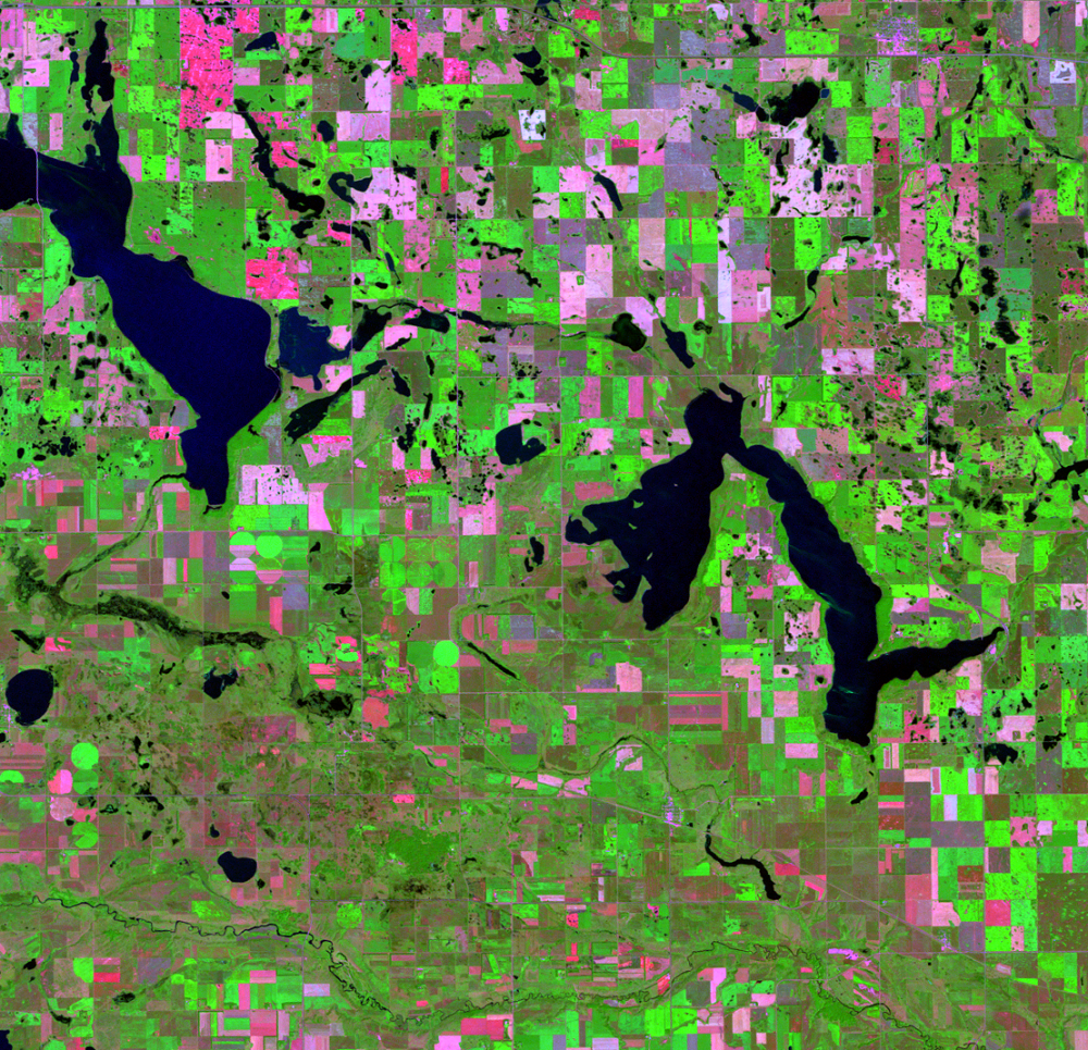 Aug. 16, 2003, Landsat 5 (path/row 31/27) — Stump Lake and Devils Lake, North Dakota, USA