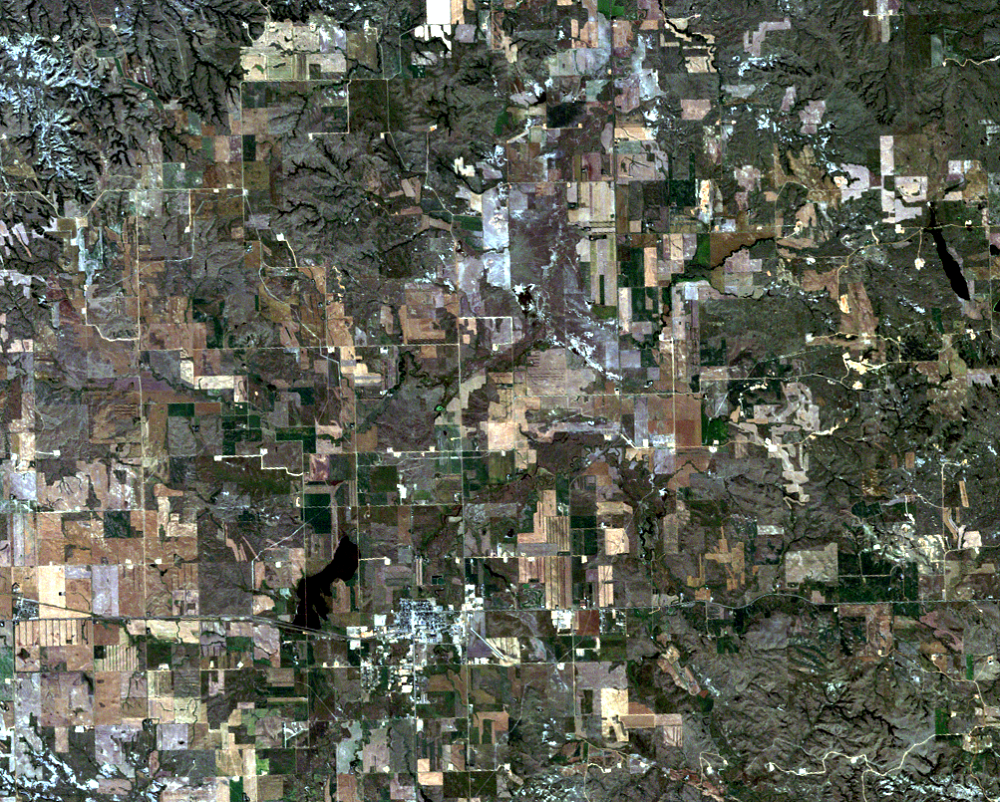 Aug. 27, 2011, Landsat 5 (path/row 34/27) — Watford City, North Dakota, USA