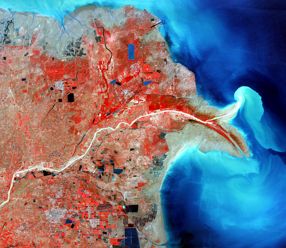 Oct. 7, 1999, Landsat 7 (path/row 121/34) — Huang He Delta, China