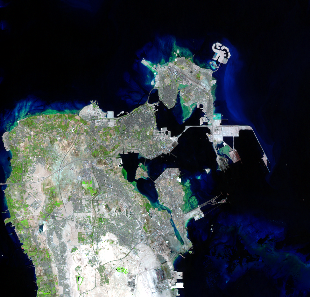 Mar. 14, 2003, Landsat 7 (path/row 163/42) — Manama, Bahrain