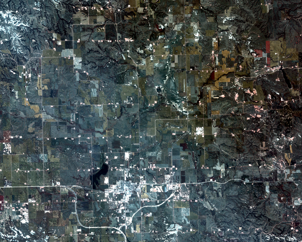 Aug. 19, 2014, Landsat 8 (path/row 34/27) — Watford City, North Dakota, USA