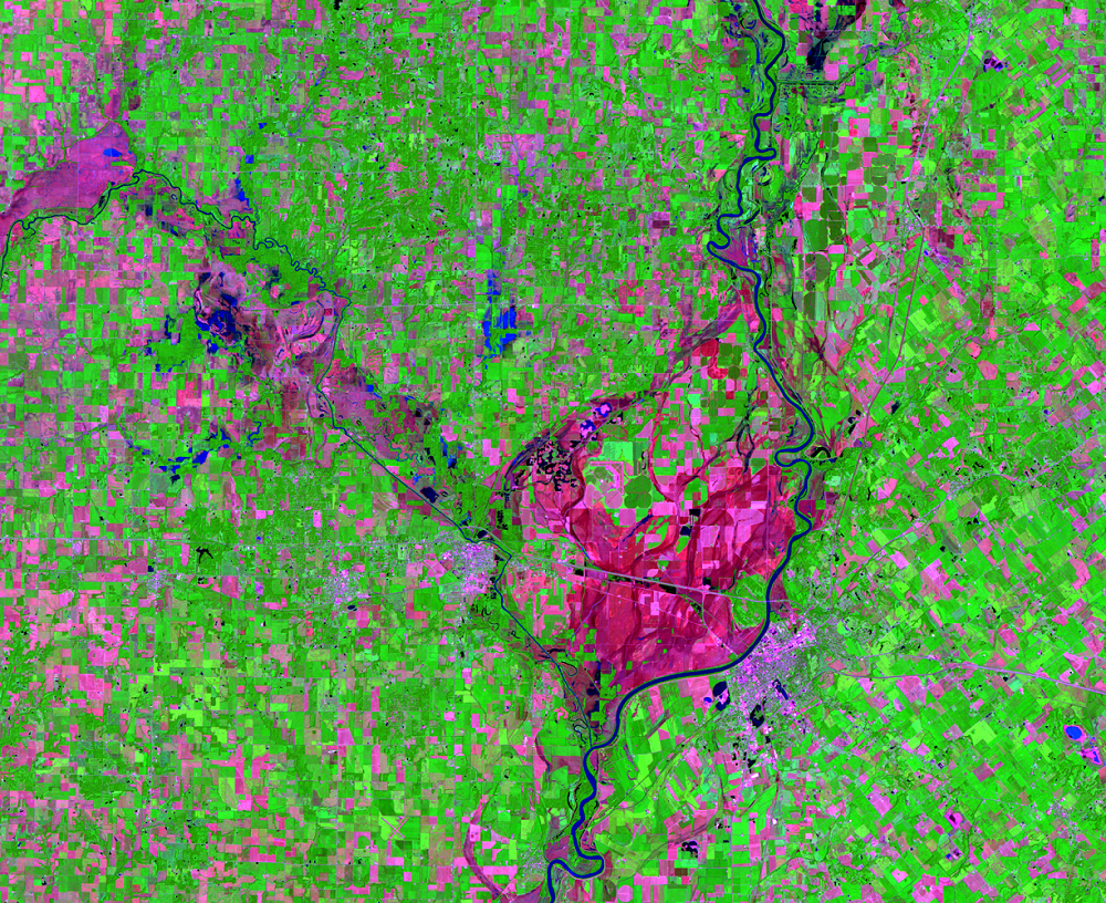 July 13, 2008, Landsat 5 (path/row 22/33) — Flooding at Lawrenceville, Illinois, and Vincennes, Indiana, USA