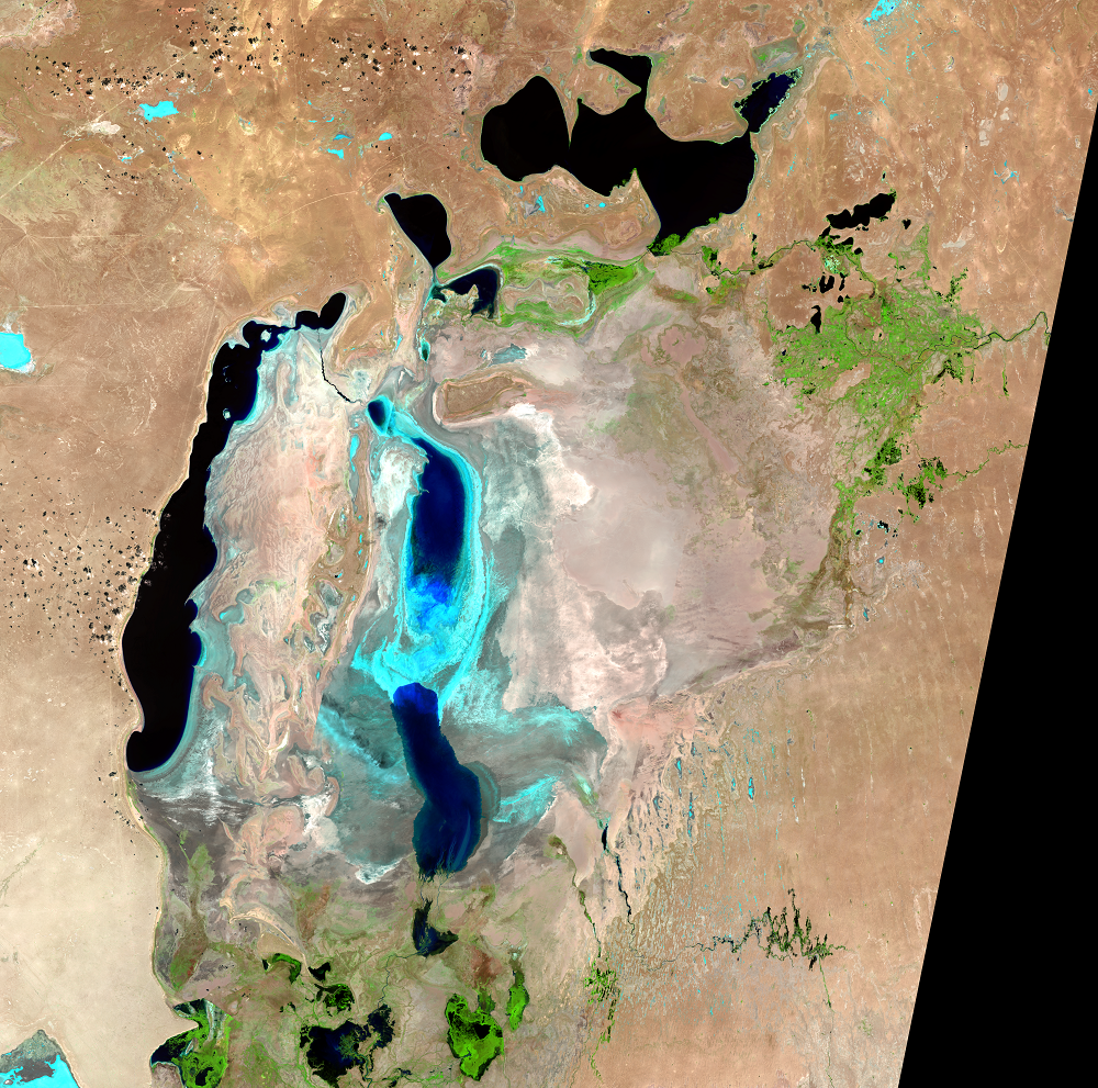 Aug. 16, 23; Sep. 10, 2015, Landsat 8 (path/row 160–162/27–30) — Aral Sea
