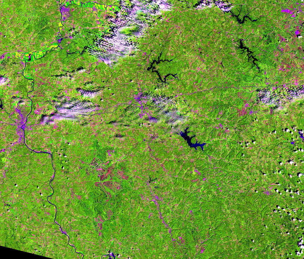 July 15, 2013, Landsat 8 (path/row 18/32) — Muskingum Mines, Ohio, USA