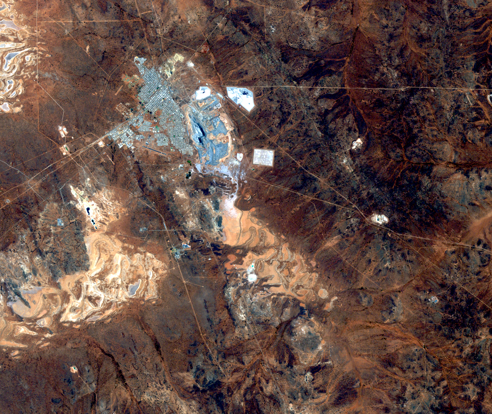 Dec. 28, 2010, Landsat 5 (path/row 109/81) — Kalgoorlie-Boulder, Western Australia