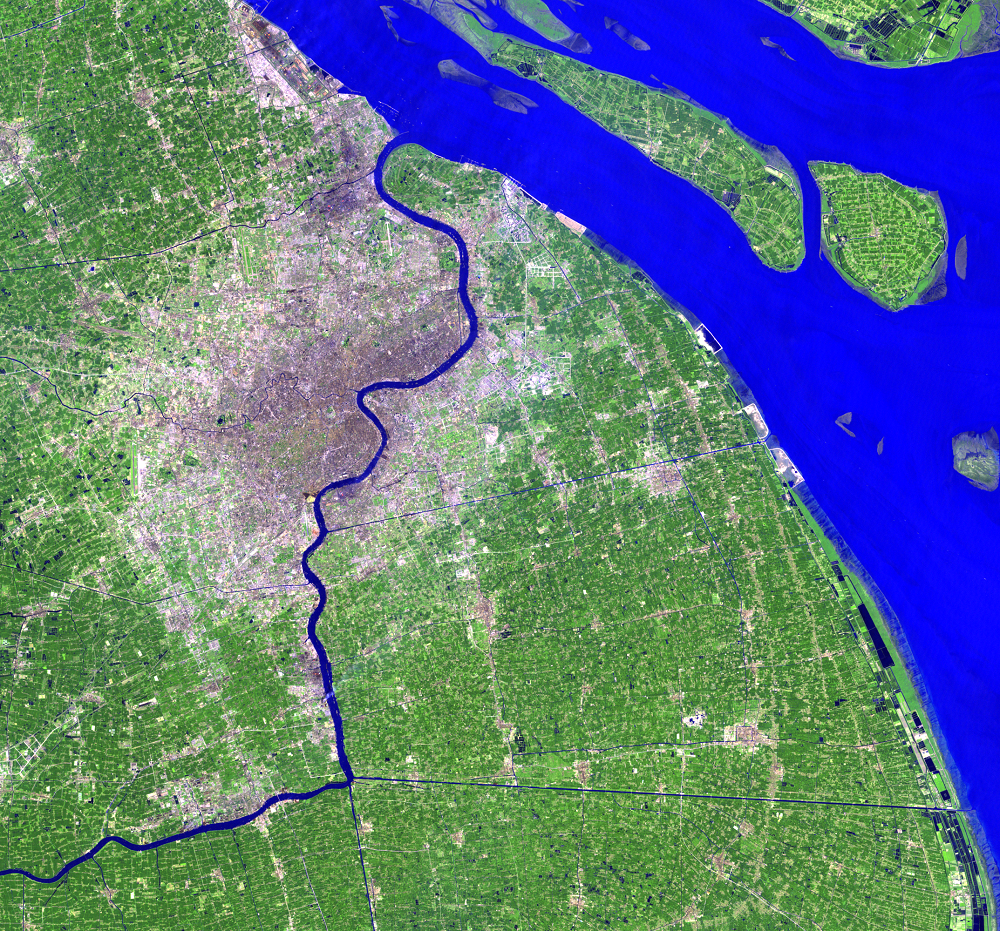 Aug. 12, 1995, Landsat 5 (path/row 118/38,39) — Shanghai, China