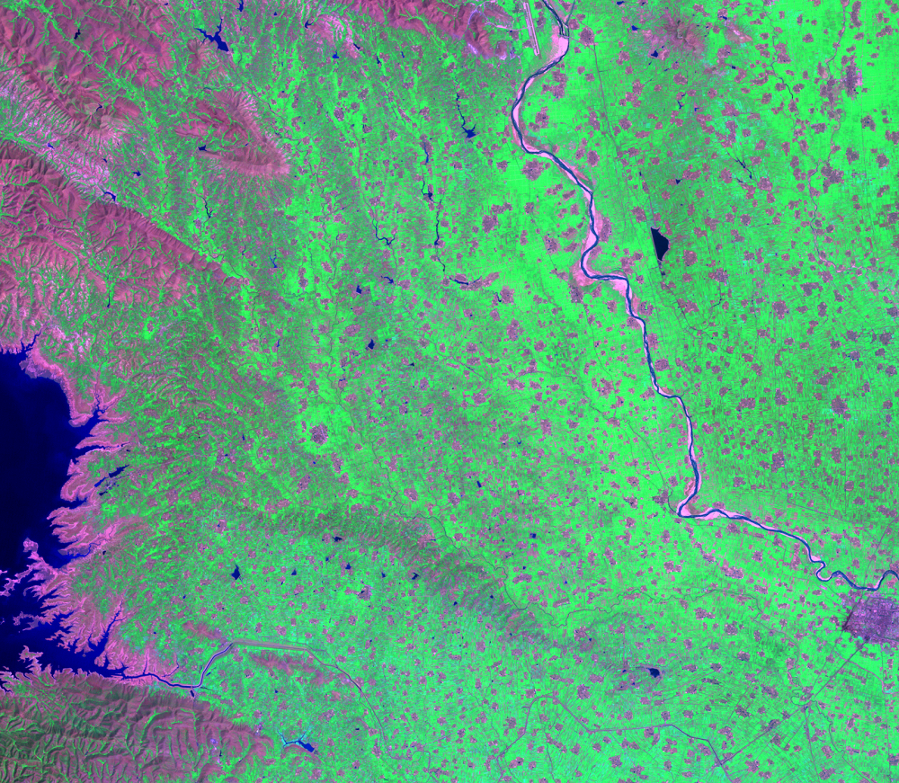 Apr. 17, 1987, Landsat 5 (path/row 125/37) — Danjiangkou Reservoir and canal, near Shiyan, China