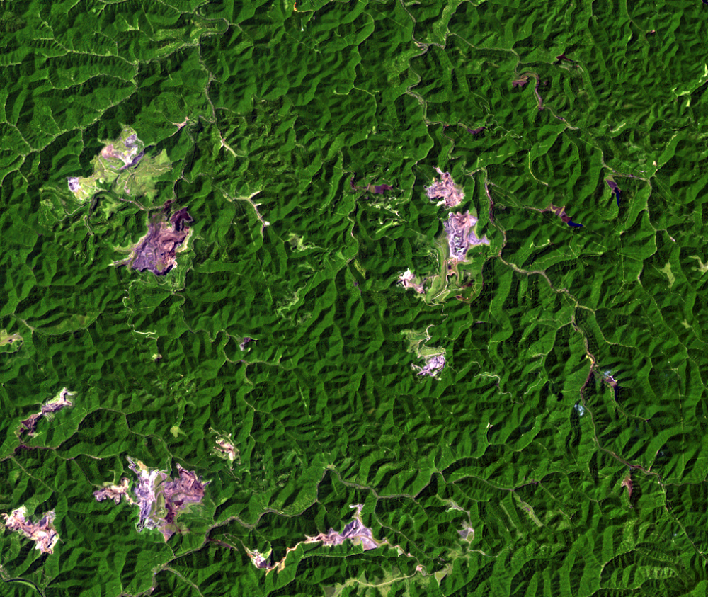 Aug. 31, 1995, Landsat 5 (path/row 18/34) — Mining reclamation, West Virginia, USA
