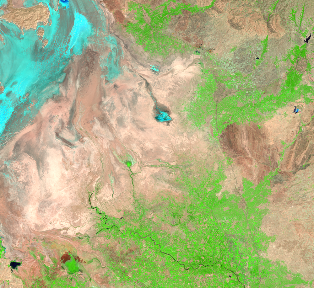 Aug. 5, 14, 2014, Landsat 8 (path/row 168,169/33,34) — southeastern shore of Lake Urmia, Iran