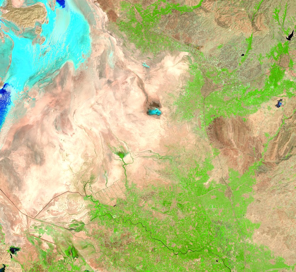 Aug. 16, 25, 2018, Landsat 8 (path/row 168,169/33,34) — southeastern shore of Lake Urmia, Iran