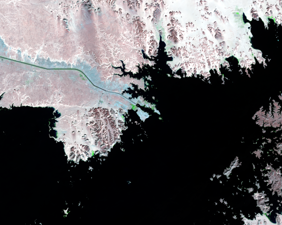 Nov. 22 and 29, 2021, Landsat 8 (path/row 175,176/44) — location of Mubarak Pumping Station, Lake Nasser, Egypt