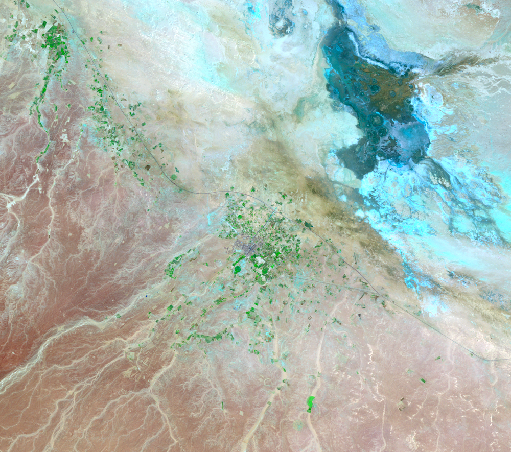 Feb. 2, 1986, Landsat 5 (path/row 172/39) — Tubarjal, Saudi Arabia