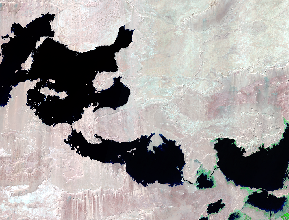 Feb. 9, 10, 2022, Landsat 9, 8 (path/row 176,175/44) — Toshka Lakes, Egypt