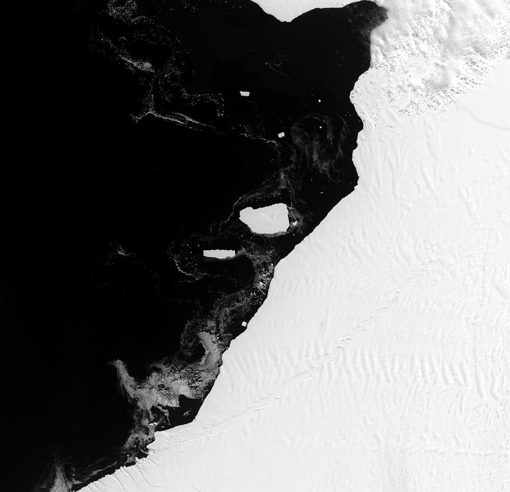 Dec. 25, 2021, Landsat 8 (path/row 182/114) — North Rift, Brunt Ice Shelf, Antarctica