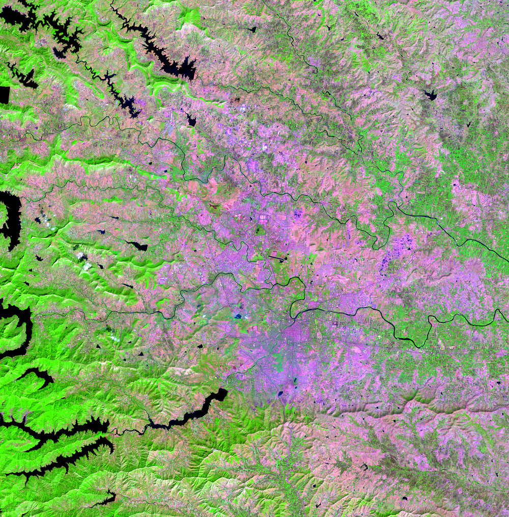 Nov. 12, 2013, Landsat 8 (path/row 147/47) — Pune, India
