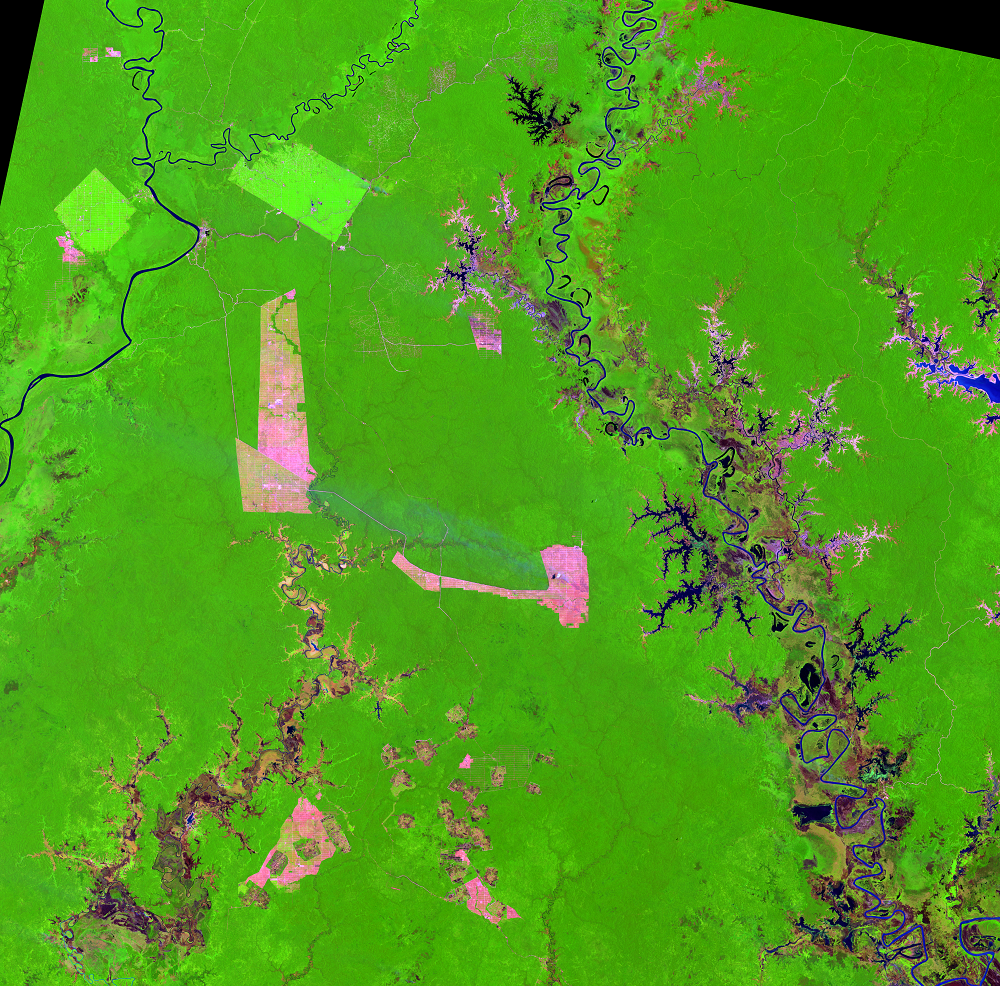 Sep. 22, 2015, Landsat 8 (path/row 100/65) — Papua, Indonesia