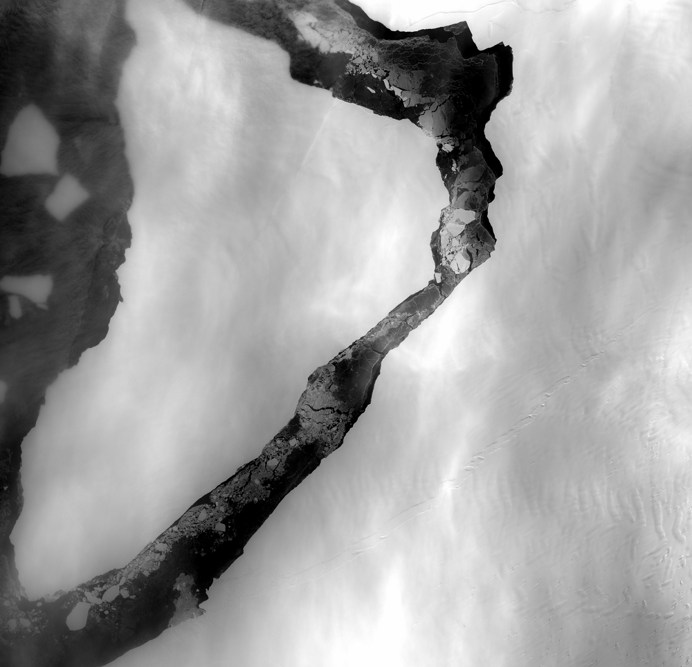 Mar. 17, 2021, Landsat 8 (path/row 185/113) — North Rift, Brunt Ice Shelf, Antarctica