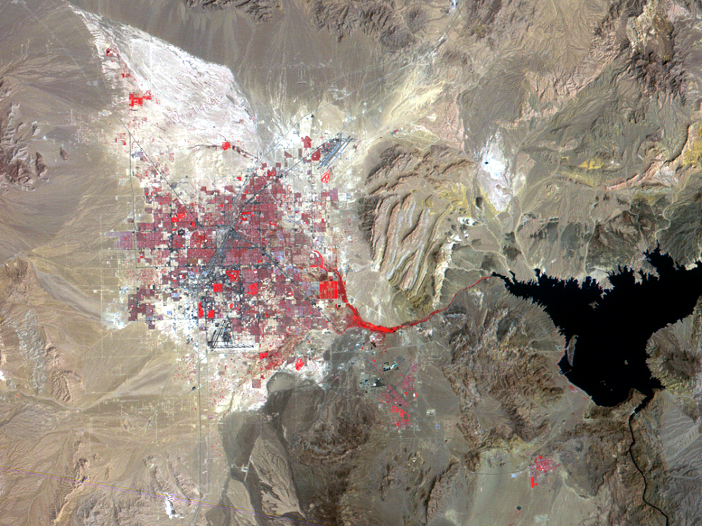Aug. 24, 1981, Landsat 2 (path/row 42/35) — Las Vegas, Nevada, USA
